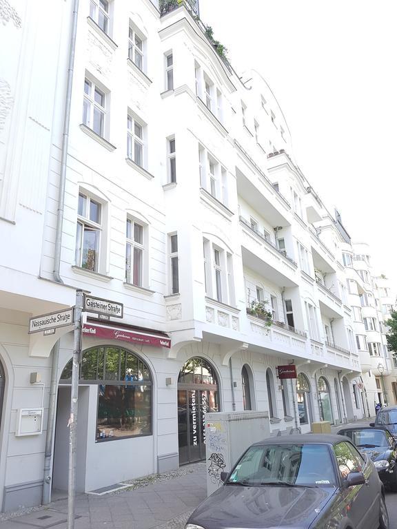 Gastein By Rockchair Apartments L Superhost Status L 2 Bedrooms Boxspringbeds 1,5 Bathrooms - Cozy Family & Business Flair Welcomes You! Берлин Екстериор снимка