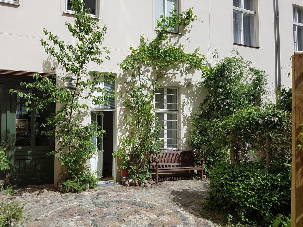 Gastein By Rockchair Apartments L Superhost Status L 2 Bedrooms Boxspringbeds 1,5 Bathrooms - Cozy Family & Business Flair Welcomes You! Берлин Екстериор снимка